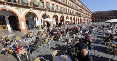 Urbanismo y Sadeco analizan que la empresa pública pudiera retirar elementos de las Terrazas