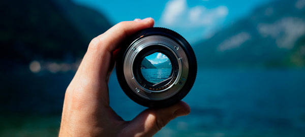 <span style="font-size: 24pt;">Discover the photograph</span>